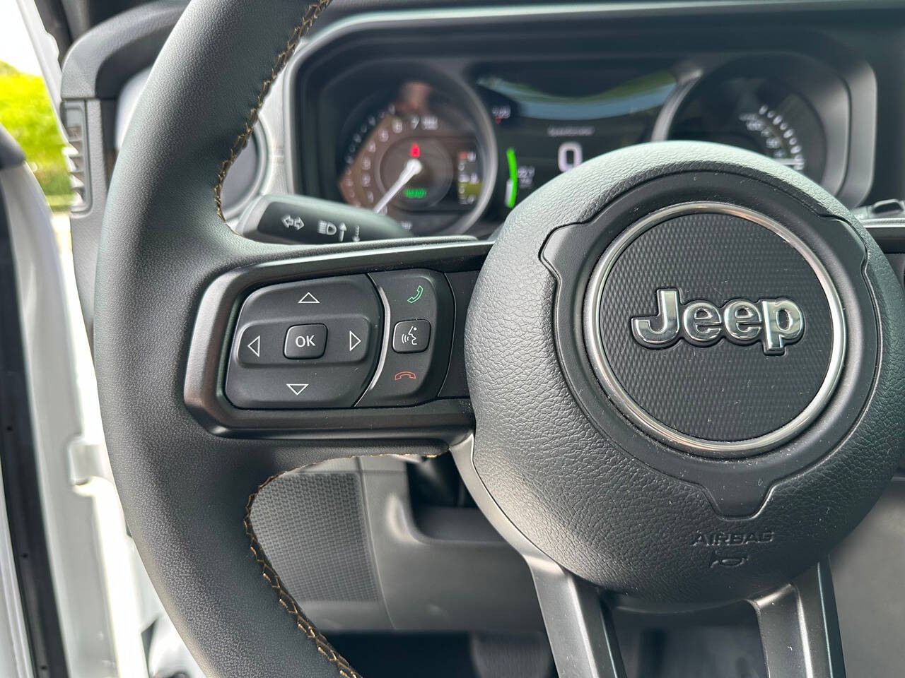 2024 Jeep Wrangler 38