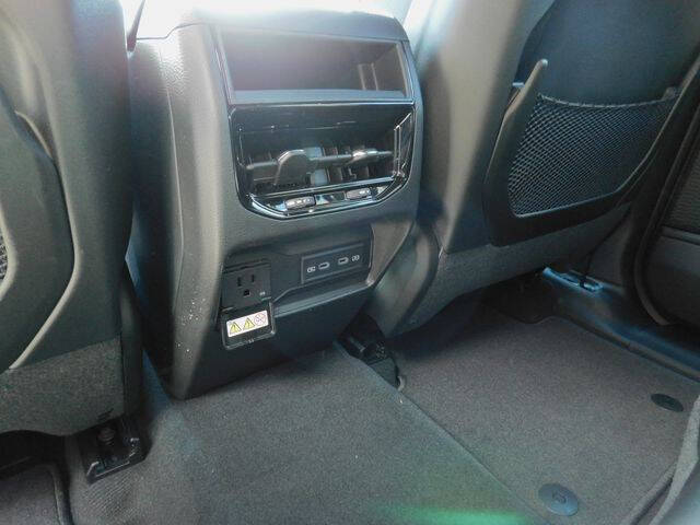 2026 Jeep Grand Cherokee Altitude