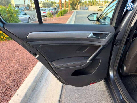 2015 Volkswagen Golf