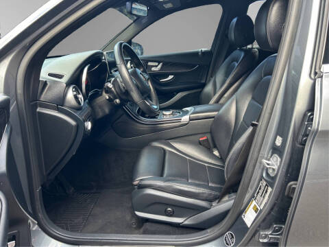 2018 Mercedes-Benz GLC GLC 300