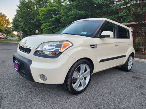 2010 Kia Soul for sale at H & R Auto in Arlington VA