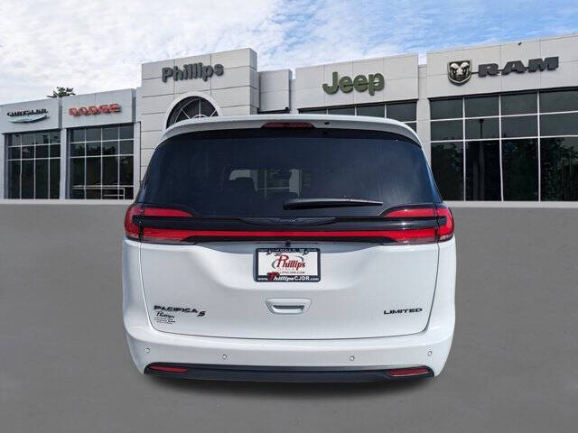 2026 Chrysler Pacifica Limited