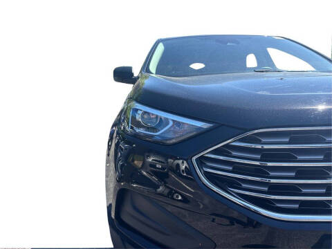 2020 Ford Edge SE