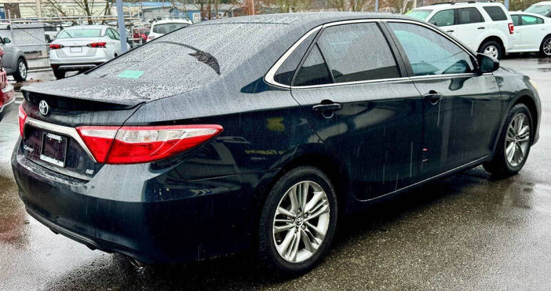 2015 Toyota Camry SE