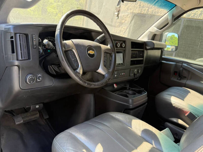 2017 Chevrolet Express LS 2500