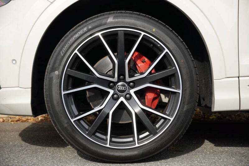 2021 Audi Q8 quattro Premium Plus 55 TFSI