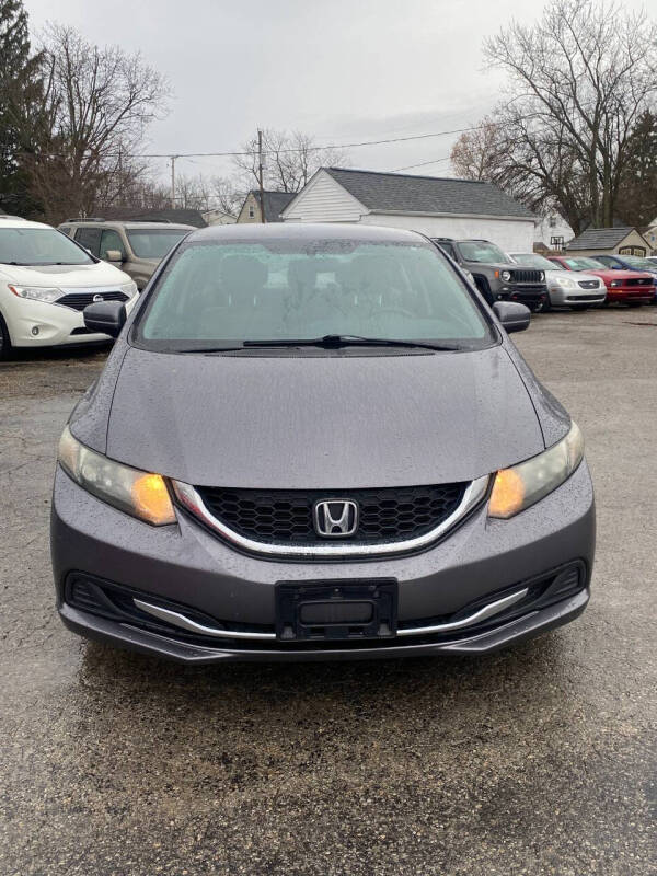 Used 2015 Honda Civic LX with VIN 19XFB2F5XFE030299 for sale in Hilliard, OH