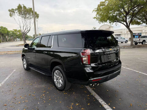2023 Chevrolet Suburban Premier