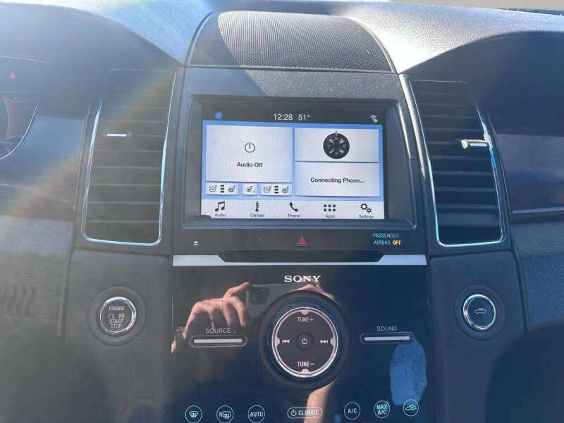 2017 Ford Taurus Limited