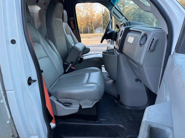 2016 Ford E-Series E-350 SD