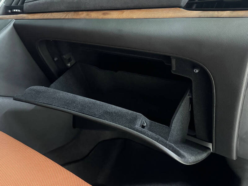 2020 Cadillac Escalade Premium Luxury