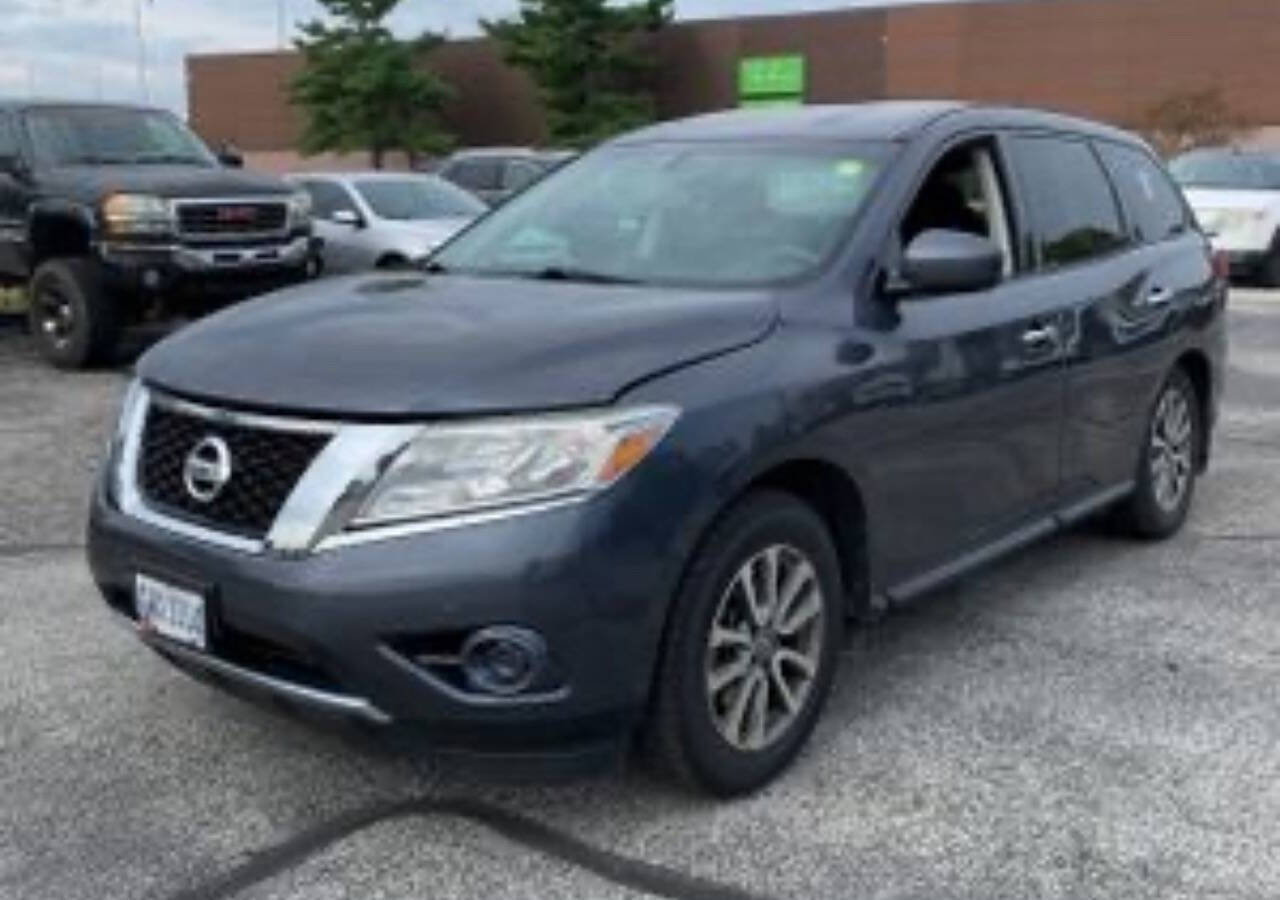 2014 Nissan Pathfinder for sale at HEARTLAND AUTO SALES in Indianapolis, IN