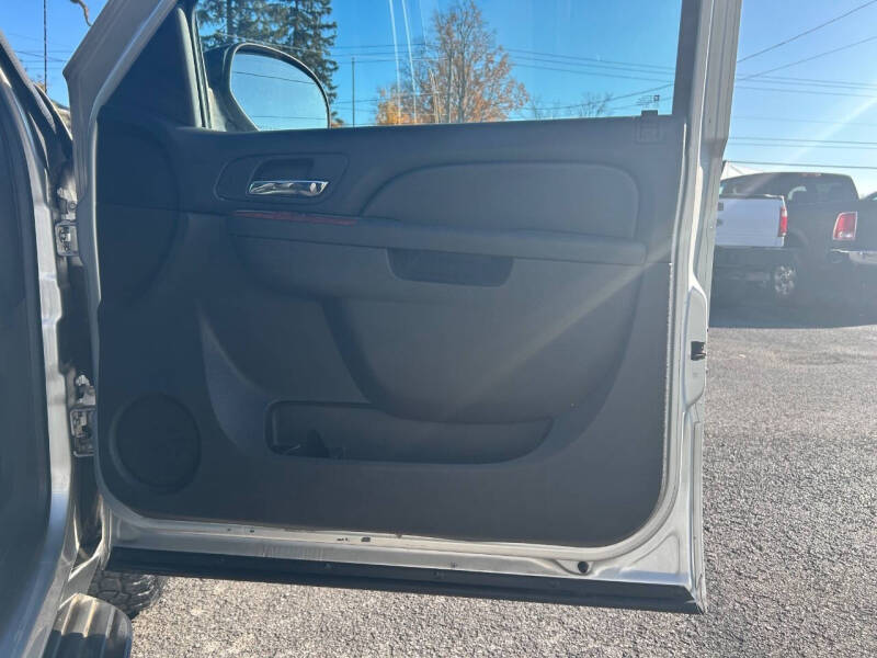 2011 Chevrolet Avalanche LT