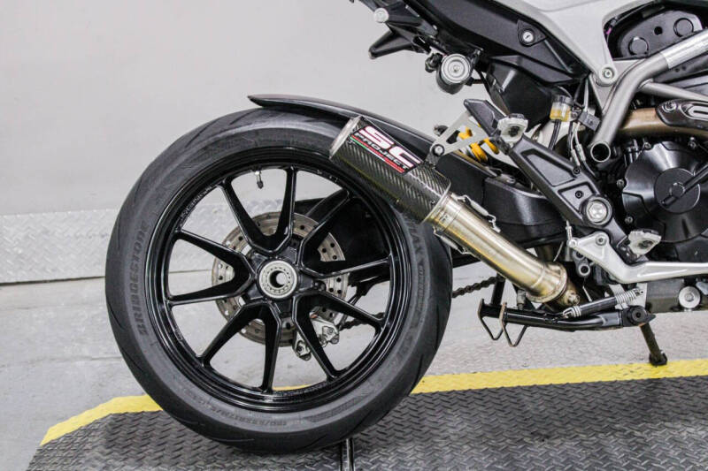 2014 Ducati Hyperstrada