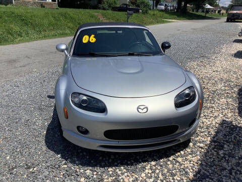 2006 Mazda MX-5 Miata for sale at Moose Motors in Morganton NC