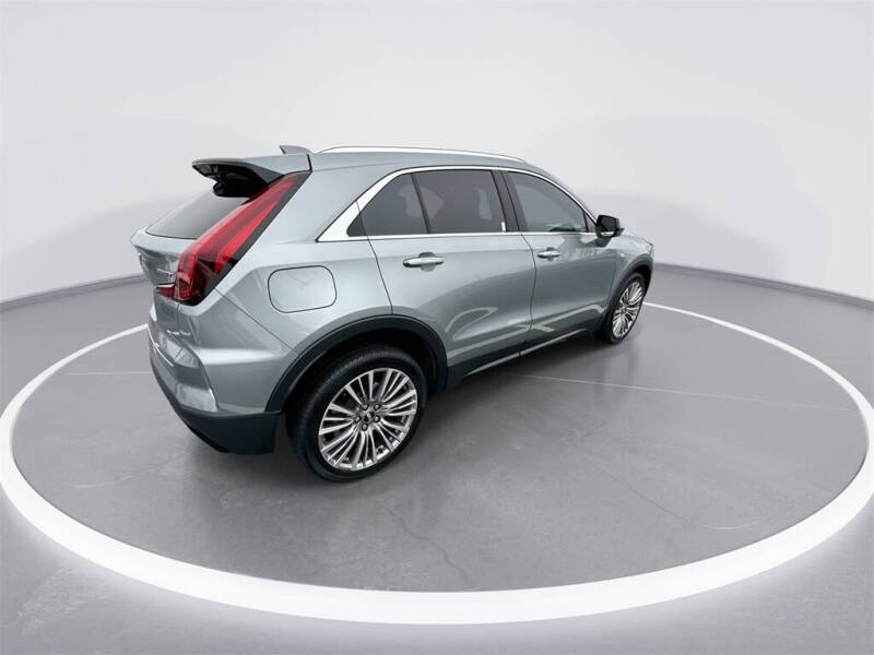 2024 Cadillac XT4 Premium Luxury