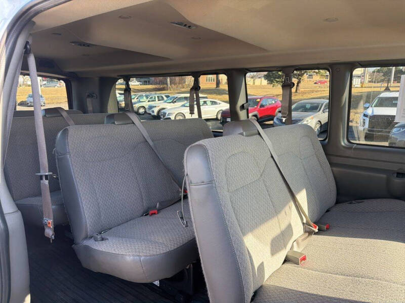 2024 Chevrolet Express LS 3500