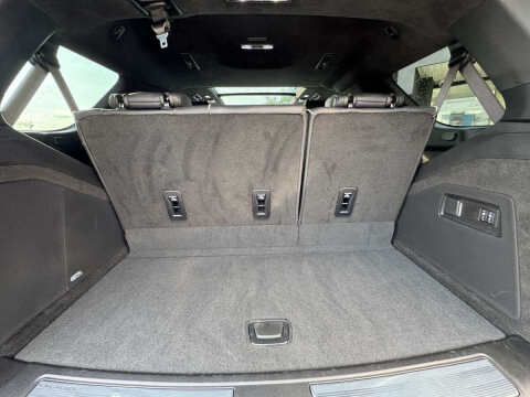 2025 Cadillac Escalade-V