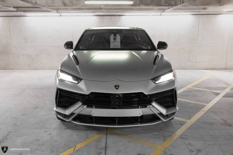 2023 Lamborghini Urus S