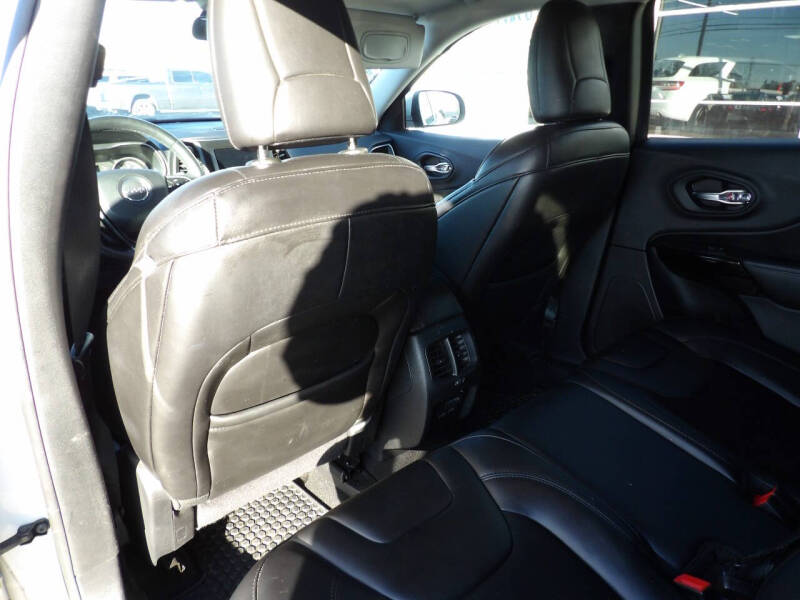 2019 Jeep Cherokee Altitude