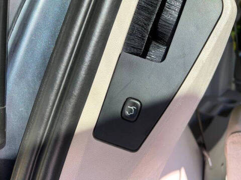 2013 Chrysler Town and Country Touring