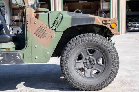 2010 AM General Hummer