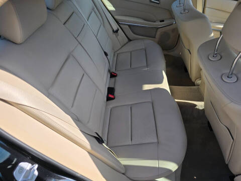 2015 Mercedes-Benz E-Class E 250 BlueTEC 4MATIC