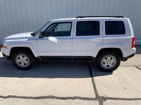 2015 Jeep Patriot for sale at WESTERN MOTOR COMPANY in Hobbs NM
