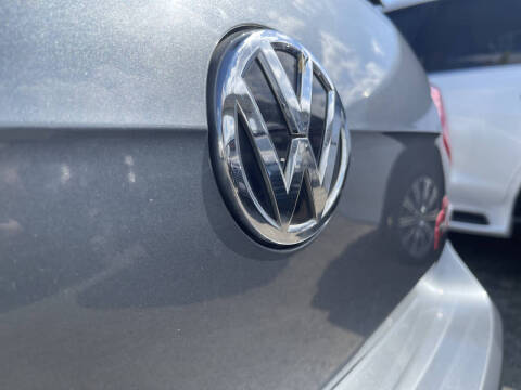 2015 Volkswagen Golf TSI S
