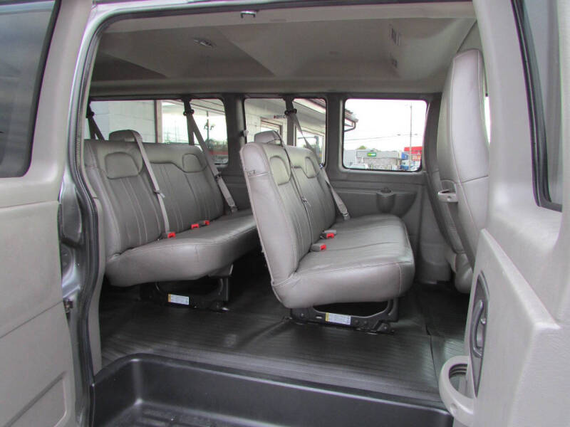 2016 Chevrolet Express LS 3500