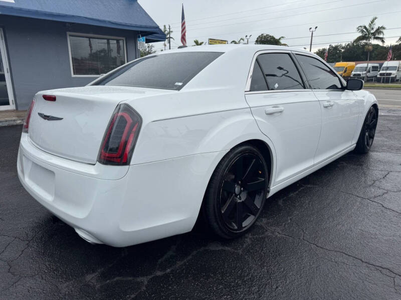 2014 Chrysler 300 S