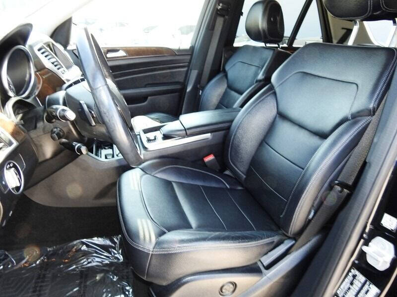 2015 MERCEDES-BENZ ML-Class SUV / Crossover - $17,900