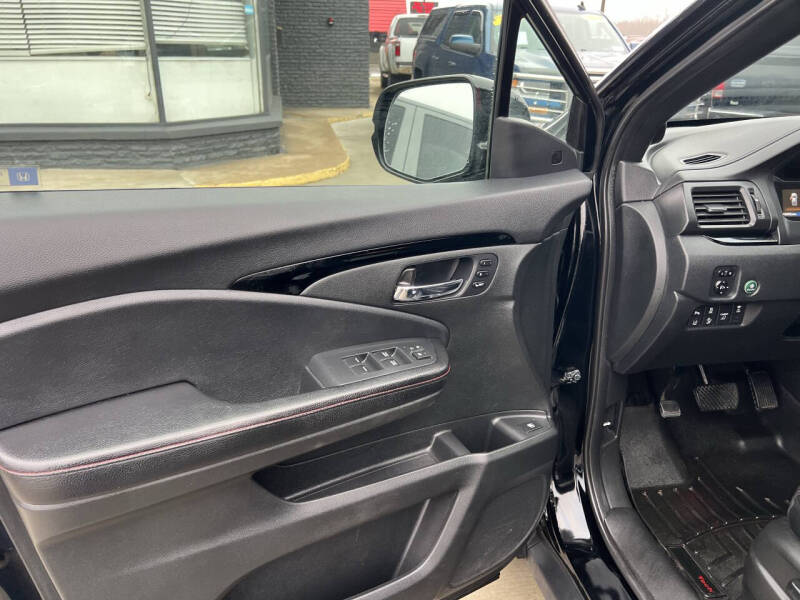 2017 Honda Ridgeline Black Edition