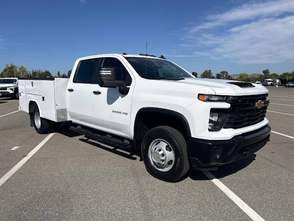 2024 Chevrolet Silverado 3500HD Work Truck 4x4 4dr Crew Cab LB DRW 