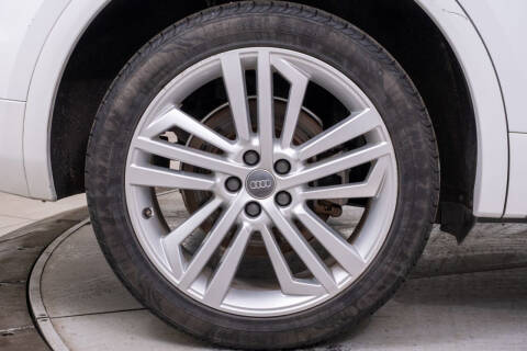 2018 Audi Q5 2.0T quattro Premium Plus