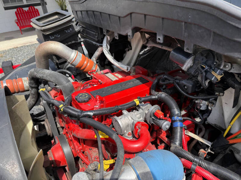 2018 International DuraStar 4300