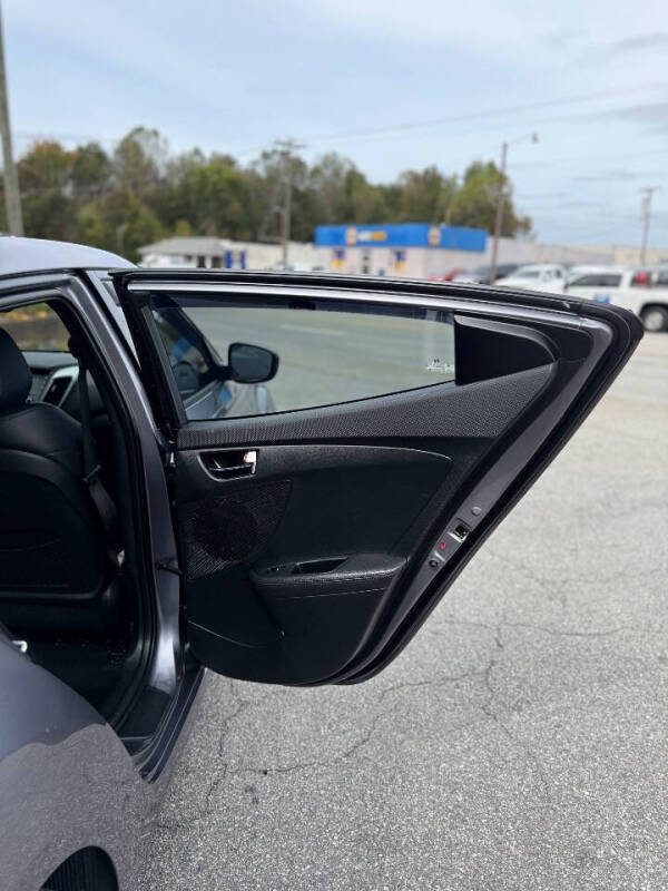 2016 Hyundai Veloster