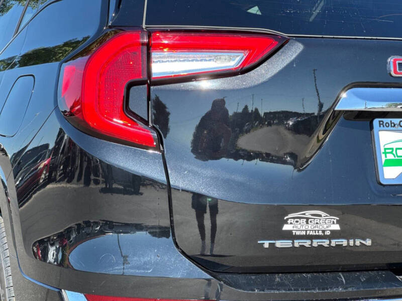 2022 GMC Terrain Denali