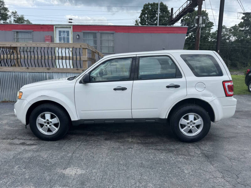 2010 Ford Escape XLS
