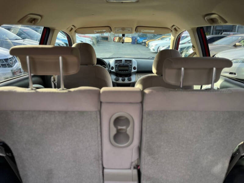 2006 Toyota RAV4 Base photo 8