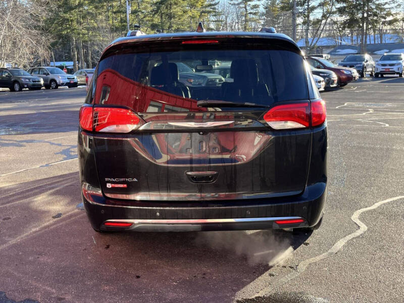2018 Chrysler Pacifica Touring L