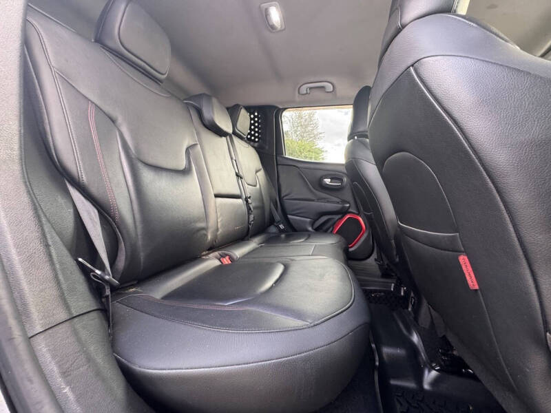 2016 Jeep Renegade Trailhawk