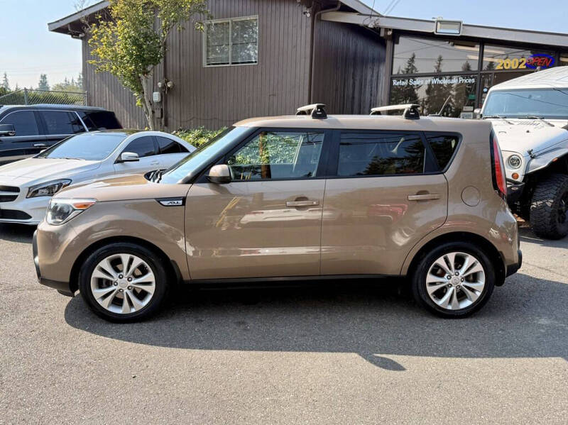 2015 Kia Soul +