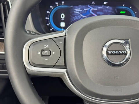 2022 Volvo XC60 Recharge T8 Inscription Expression