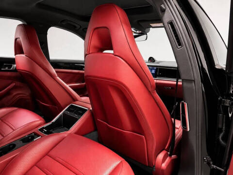 2020 Porsche Panamera