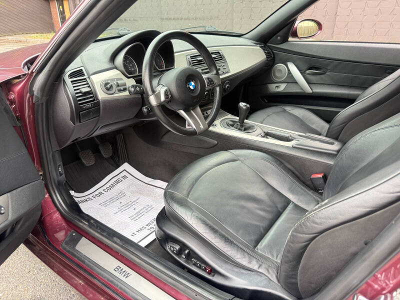 2004 BMW Z4 2.5i