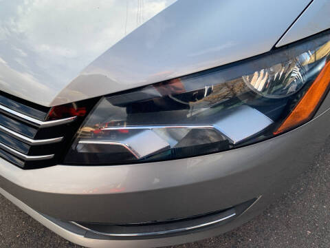 2012 Volkswagen Passat SE PZEV