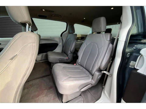 2021 Chrysler Pacifica Touring