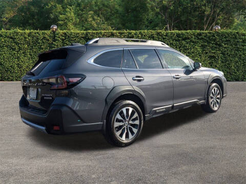2023 Subaru Outback Touring