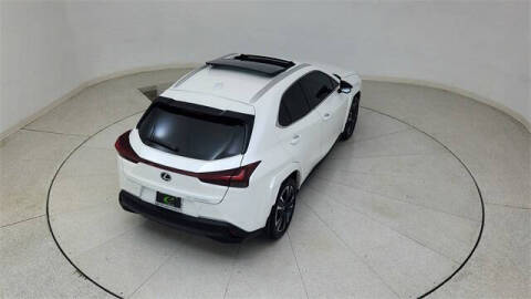 2023 Lexus UX 250h Premium